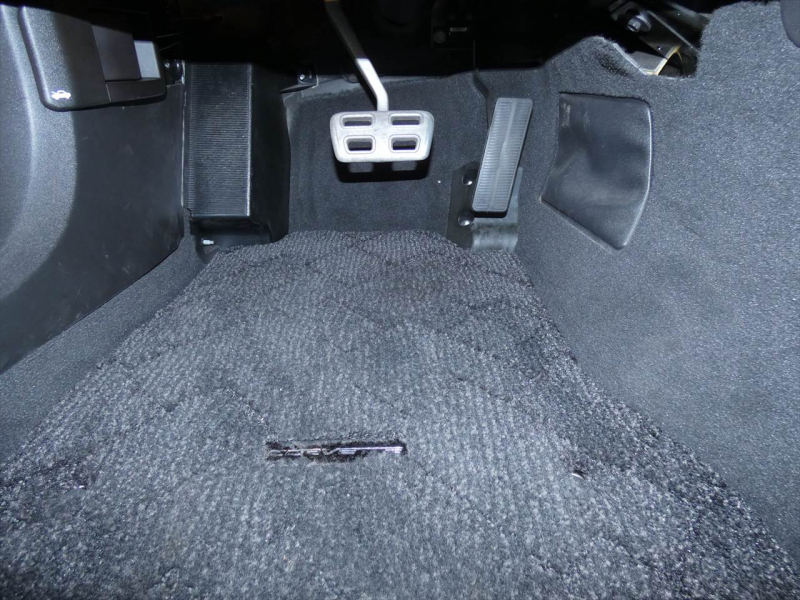 シボレー コルベット ｸｰﾍﾟ　正規D車 2011yﾓﾃﾞﾙ 黒革 ｼｰﾄﾋｰﾀｰ 純正ﾅﾋﾞｵｰﾃﾞｨｵ HUD ﾀﾙｶﾞﾄｯﾌﾟ　2年保証