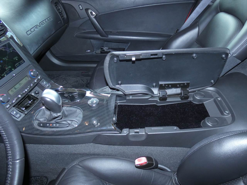 シボレー コルベット ｸｰﾍﾟ　正規D車 2011yﾓﾃﾞﾙ 黒革 ｼｰﾄﾋｰﾀｰ 純正ﾅﾋﾞｵｰﾃﾞｨｵ HUD ﾀﾙｶﾞﾄｯﾌﾟ　2年保証