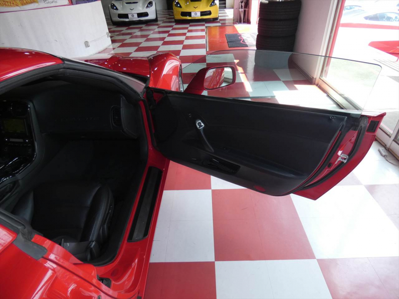 シボレー コルベット ｸｰﾍﾟ　正規D車 2011yﾓﾃﾞﾙ 黒革 ｼｰﾄﾋｰﾀｰ 純正ﾅﾋﾞｵｰﾃﾞｨｵ HUD ﾀﾙｶﾞﾄｯﾌﾟ　2年保証