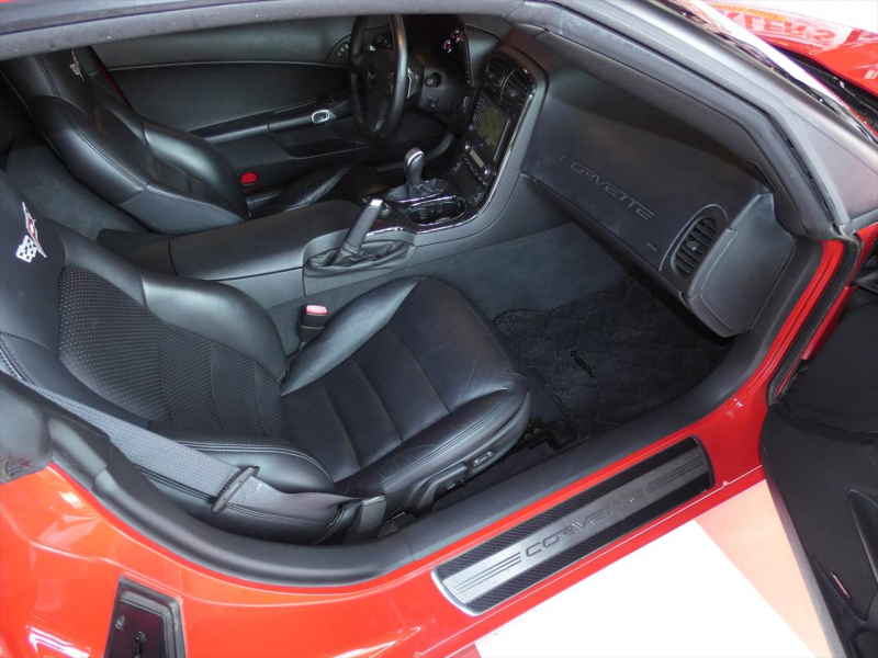 シボレー コルベット ｸｰﾍﾟ　正規D車 2011yﾓﾃﾞﾙ 黒革 ｼｰﾄﾋｰﾀｰ 純正ﾅﾋﾞｵｰﾃﾞｨｵ HUD ﾀﾙｶﾞﾄｯﾌﾟ　2年保証