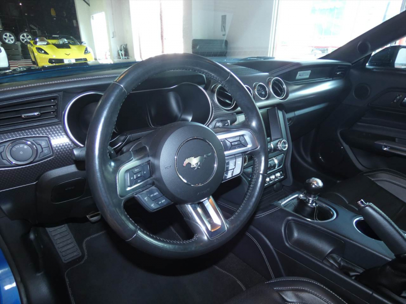 フォード マスタング ｴｺﾌﾞｰｽﾄ ﾌﾟﾚﾐｱﾑ　2019yﾓﾃﾞﾙ ﾊﾟﾌｫｰﾏﾝｽPKG 201A 黒革 車高調 可変ﾊﾞﾙﾌﾞ付社外ﾏﾌﾗｰ 専用19ｲﾝﾁAW　2年保証