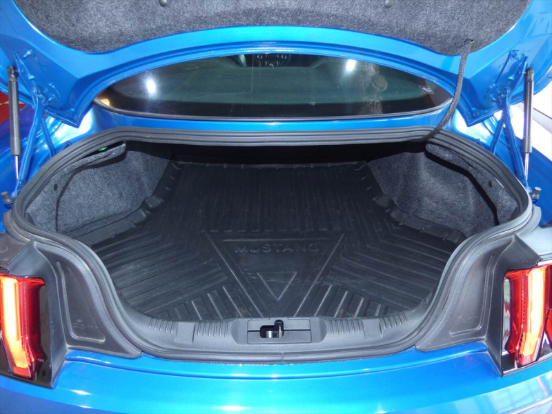 フォード マスタング ｴｺﾌﾞｰｽﾄ ﾌﾟﾚﾐｱﾑ　2019yﾓﾃﾞﾙ ﾊﾟﾌｫｰﾏﾝｽPKG 201A 黒革 車高調 可変ﾊﾞﾙﾌﾞ付社外ﾏﾌﾗｰ 専用19ｲﾝﾁAW　2年保証