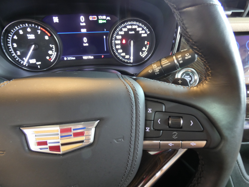 キャデラック XT6 ﾌﾟﾗﾁﾅﾑ　正規D車 2023yﾓﾃﾞﾙ ﾍﾞｰｼﾞｭ革 ｻﾝﾙｰﾌ BOSE Aｶｰﾌﾟﾚｲ LEDﾍｯﾄﾞﾗｲﾄ Bｶﾒﾗ　2年保証