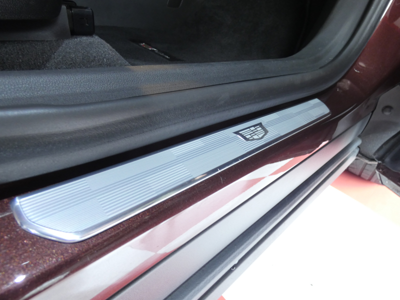 キャデラック XT6 ﾌﾟﾗﾁﾅﾑ　正規D車 2023yﾓﾃﾞﾙ ﾍﾞｰｼﾞｭ革 ｻﾝﾙｰﾌ BOSE Aｶｰﾌﾟﾚｲ LEDﾍｯﾄﾞﾗｲﾄ Bｶﾒﾗ　2年保証