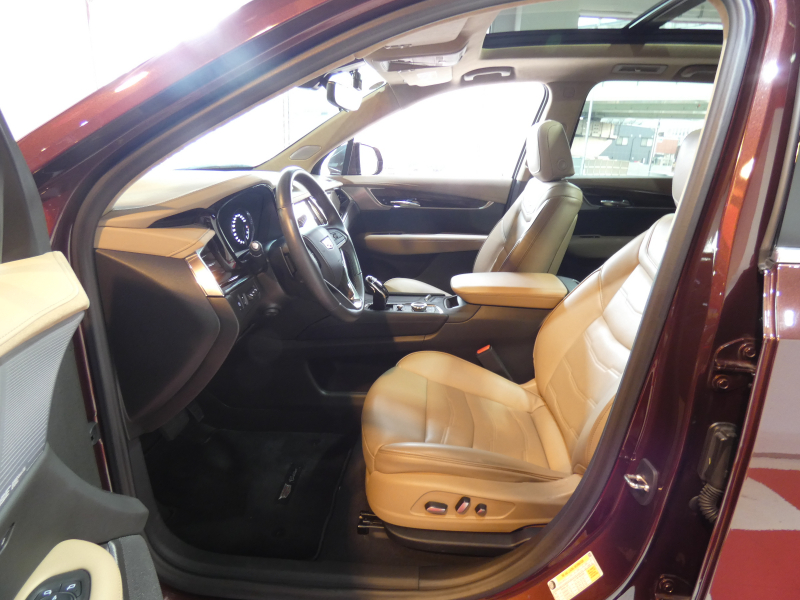 キャデラック XT6 ﾌﾟﾗﾁﾅﾑ　正規D車 2023yﾓﾃﾞﾙ ﾍﾞｰｼﾞｭ革 ｻﾝﾙｰﾌ BOSE Aｶｰﾌﾟﾚｲ LEDﾍｯﾄﾞﾗｲﾄ Bｶﾒﾗ　2年保証