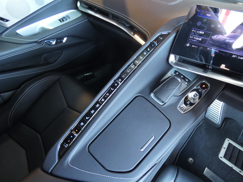 シボレー コルベット 2LT Z51ﾊﾟﾌｫｰﾏﾝｽPKG　正規D車 2022yﾓﾃﾞﾙ  ﾜﾝｵｰﾅｰ 黒革ｼｰﾄ ｼｰﾄﾋｰﾀｰ&ﾍﾞﾝﾁﾚｰﾀｰ Aｶｰﾌﾟﾚｲ ﾌﾛﾝﾄﾘﾌﾀｰ ｸﾙｺﾝ　2年保証