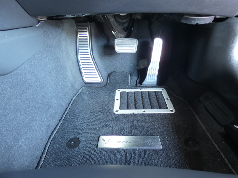 シボレー コルベット 2LT Z51ﾊﾟﾌｫｰﾏﾝｽPKG　正規D車 2022yﾓﾃﾞﾙ  ﾜﾝｵｰﾅｰ 黒革ｼｰﾄ ｼｰﾄﾋｰﾀｰ&ﾍﾞﾝﾁﾚｰﾀｰ Aｶｰﾌﾟﾚｲ ﾌﾛﾝﾄﾘﾌﾀｰ ｸﾙｺﾝ　2年保証