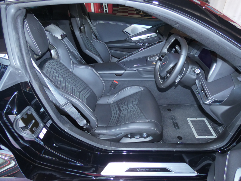 シボレー コルベット 2LT Z51ﾊﾟﾌｫｰﾏﾝｽPKG　正規D車 2022yﾓﾃﾞﾙ  ﾜﾝｵｰﾅｰ 黒革ｼｰﾄ ｼｰﾄﾋｰﾀｰ&ﾍﾞﾝﾁﾚｰﾀｰ Aｶｰﾌﾟﾚｲ ﾌﾛﾝﾄﾘﾌﾀｰ ｸﾙｺﾝ　2年保証