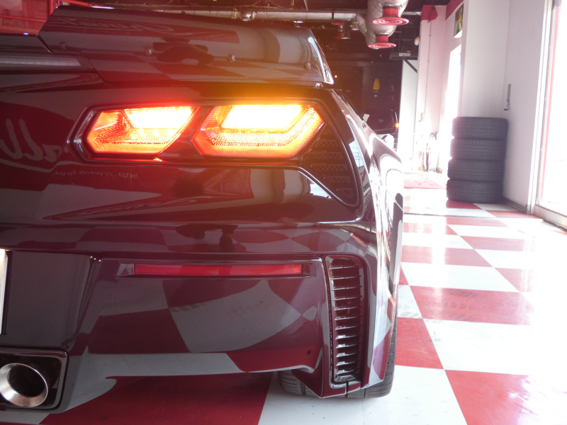 シボレー コルベット Z06　正規D車 2016yﾓﾃﾞﾙ ｽｰﾊﾟｰﾁｬｰｼﾞｬｰ搭載 ｶｰﾎﾞﾝｸﾞﾗﾝﾄﾞｴﾌｪｸﾄ 19/20ﾌﾞﾗｯｸAW ｺﾝﾍﾟﾃｨｼｮﾝｼｰﾄ ｼｰﾄﾋｰﾀｰ&ｸｰﾗｰ ﾅﾋﾞTV F&Bｶﾒﾗ ETC Dﾚｺｰﾀﾞｰ ｷｾﾉﾝ　2年保証