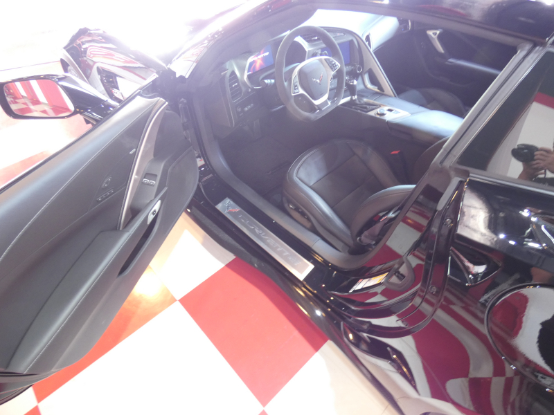 シボレー コルベット Z06　正規D車 2016yﾓﾃﾞﾙ ｽｰﾊﾟｰﾁｬｰｼﾞｬｰ搭載 ｶｰﾎﾞﾝｸﾞﾗﾝﾄﾞｴﾌｪｸﾄ 19/20ﾌﾞﾗｯｸAW ｺﾝﾍﾟﾃｨｼｮﾝｼｰﾄ ｼｰﾄﾋｰﾀｰ&ｸｰﾗｰ ﾅﾋﾞTV F&Bｶﾒﾗ ETC Dﾚｺｰﾀﾞｰ ｷｾﾉﾝ　2年保証