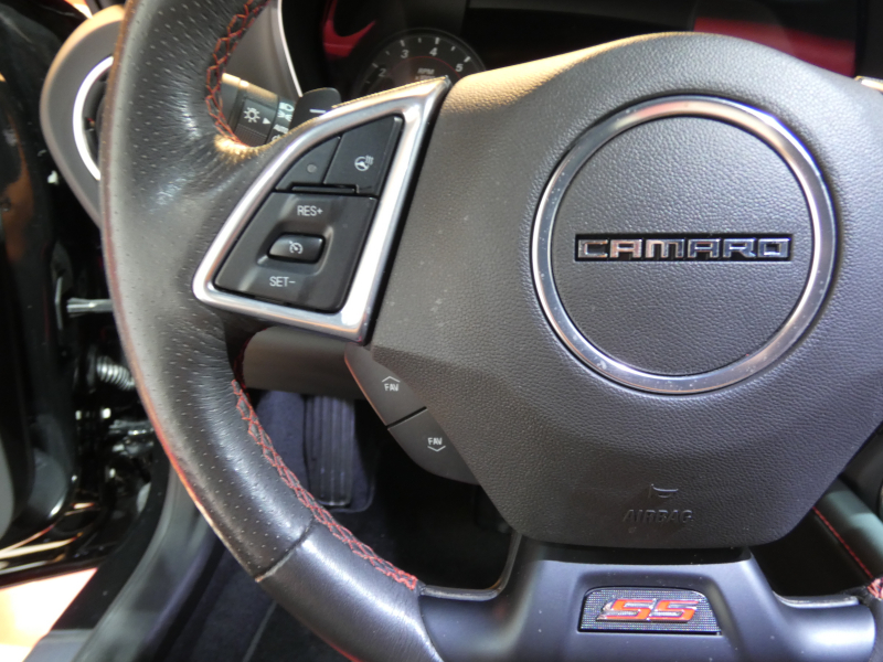 シボレー カマロ SS　正規D車 2019年ﾓﾃﾞﾙ 黒赤革ｼｰﾄ ｼｰﾄﾋｰﾀｰ&ﾍﾞﾝﾁﾚｰﾀｰ ｸﾞﾗﾝﾄﾞｴﾌｪｸﾄ 純正20ｲﾝﾁAW ﾌﾞﾚﾝﾎﾞ AppleCarPlay&AndroidAuto Bｶﾒﾗ ETC ｸﾙｺﾝ　2年保証