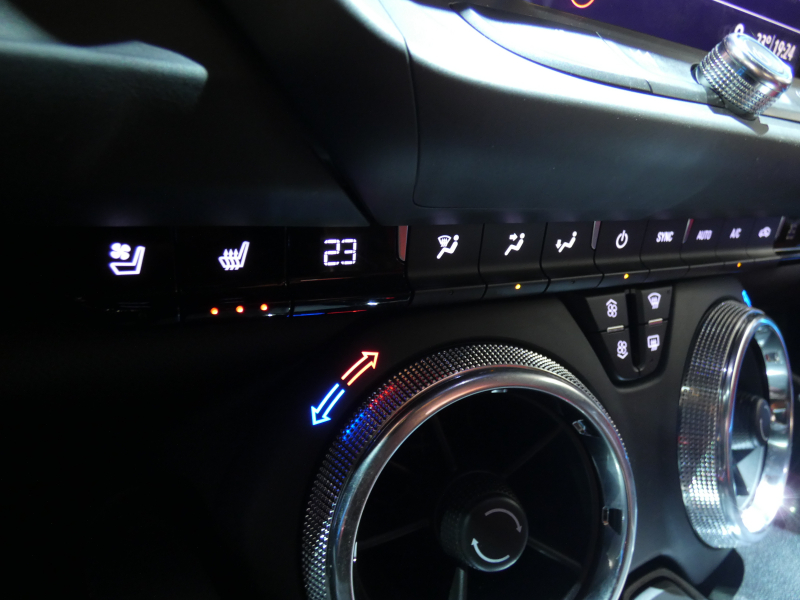 シボレー カマロ SS　正規D車 2019年ﾓﾃﾞﾙ 黒赤革ｼｰﾄ ｼｰﾄﾋｰﾀｰ&ﾍﾞﾝﾁﾚｰﾀｰ ｸﾞﾗﾝﾄﾞｴﾌｪｸﾄ 純正20ｲﾝﾁAW ﾌﾞﾚﾝﾎﾞ AppleCarPlay&AndroidAuto Bｶﾒﾗ ETC ｸﾙｺﾝ　2年保証