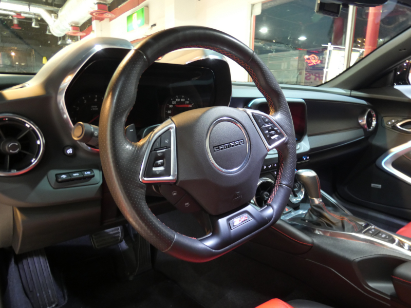 シボレー カマロ SS　正規D車 2019年ﾓﾃﾞﾙ 黒赤革ｼｰﾄ ｼｰﾄﾋｰﾀｰ&ﾍﾞﾝﾁﾚｰﾀｰ ｸﾞﾗﾝﾄﾞｴﾌｪｸﾄ 純正20ｲﾝﾁAW ﾌﾞﾚﾝﾎﾞ AppleCarPlay&AndroidAuto Bｶﾒﾗ ETC ｸﾙｺﾝ　2年保証