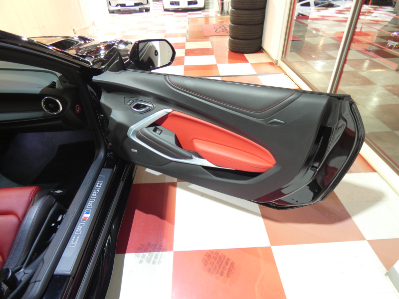 シボレー カマロ SS　正規D車 2019年ﾓﾃﾞﾙ 黒赤革ｼｰﾄ ｼｰﾄﾋｰﾀｰ&ﾍﾞﾝﾁﾚｰﾀｰ ｸﾞﾗﾝﾄﾞｴﾌｪｸﾄ 純正20ｲﾝﾁAW ﾌﾞﾚﾝﾎﾞ AppleCarPlay&AndroidAuto Bｶﾒﾗ ETC ｸﾙｺﾝ　2年保証