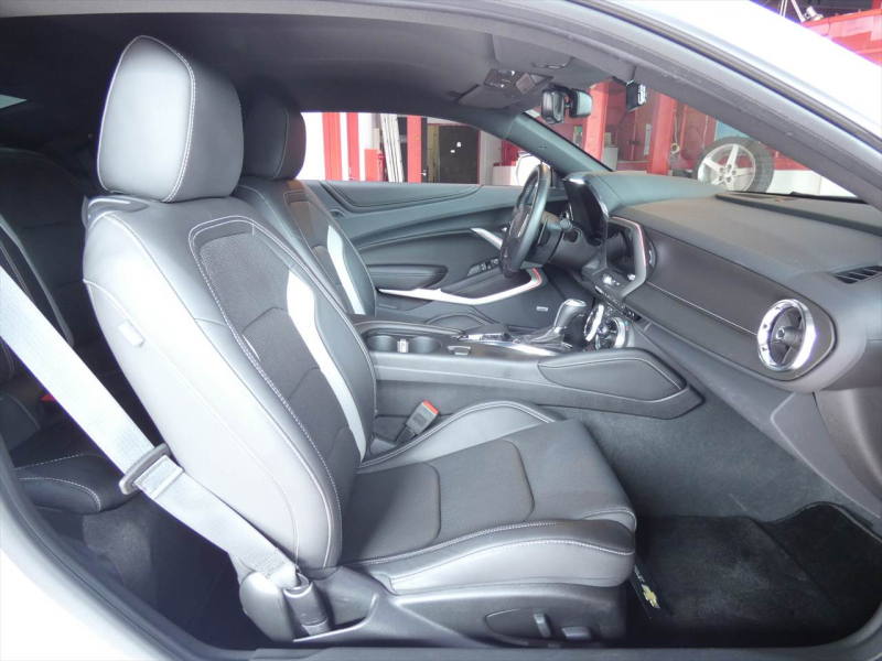 シボレー カマロ SS　正規D車 2024年最終ﾓﾃﾞﾙ 1ｵｰﾅｰ 黒革 ｼｰﾄﾋｰﾀｰ&ｸｰﾗｰ  純正20ｲﾝﾁAW ﾌﾞﾚﾝﾎﾞ Bｶﾒﾗ ｸﾙｺﾝ　2年保証