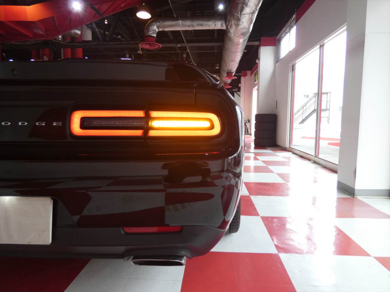 ダッジ チャレンジャー RT plus　2022yﾓﾃﾞﾙ 新並 1ｵｰﾅｰ 黒赤革 ｼｰﾄﾋｰﾀｰ&ﾍﾞﾝﾁﾚｰﾀｰ Appleｶｰﾌﾟﾚｲ&Androidｵｰﾄ ﾄﾞﾗｲﾊﾞｰｽﾞｺﾝﾋﾞﾆｴﾝｽ HIDﾗｲﾄ 2年保証