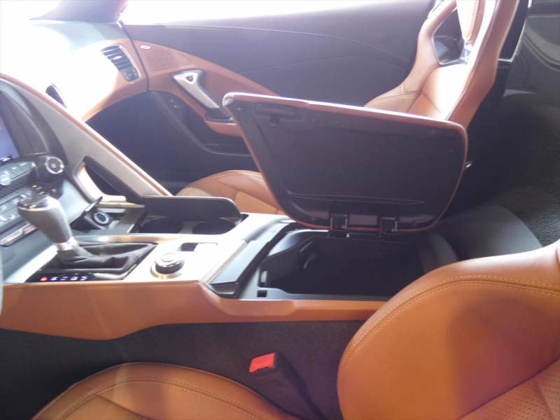 シボレー コルベット Z06　正規D車 2016yﾓﾃﾞﾙZ07ﾊﾟﾌｫｰﾏﾝｽﾊﾟｯｹｰｼﾞ ｽｰﾊﾟｰﾁｬｰｼﾞｬｰ搭載 ｶｰﾎﾞﾝｸﾞﾗﾝﾄﾞｴﾌｪｸﾄ 19/20AW ｺﾝﾍﾟﾃｨｼｮﾝｼｰﾄ ｼｰﾄﾋｰﾀｰ&ｸｰﾗｰ ﾅﾋﾞTV F&Bｶﾒﾗ ETC ｷｾﾉﾝ　2年保証