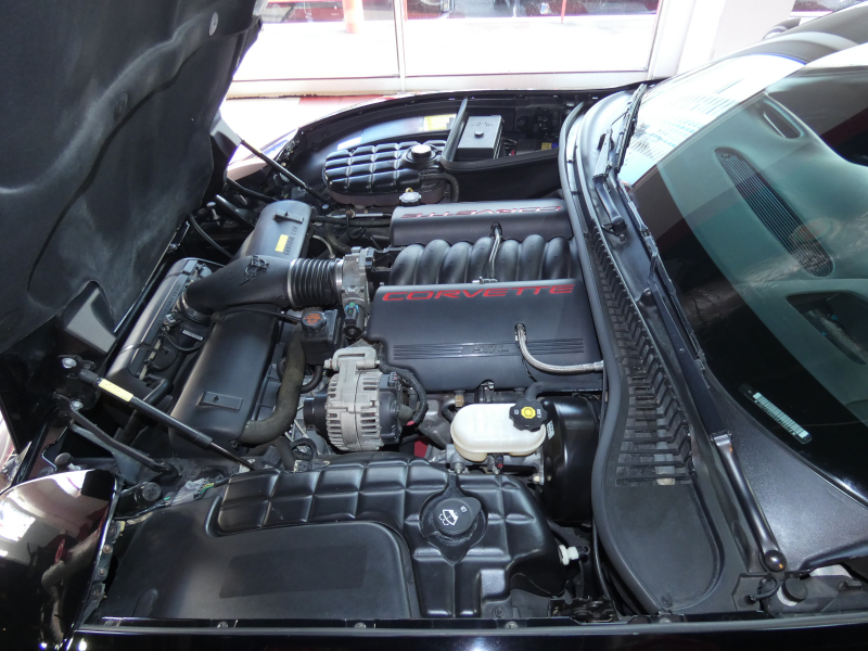 シボレー コルベット ｸｰﾍﾟT-TOP　2003yﾓﾃﾞﾙ 正規D車 走行1万km台 ｶﾞﾚｰｼﾞ保管　2年保証