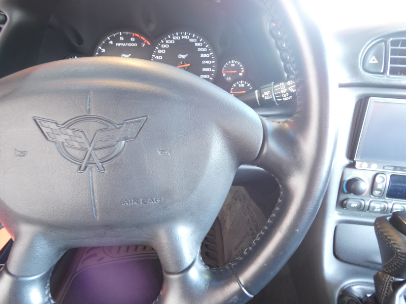 シボレー コルベット ｸｰﾍﾟT-TOP　2003yﾓﾃﾞﾙ 正規D車 走行1万km台 ｶﾞﾚｰｼﾞ保管　2年保証