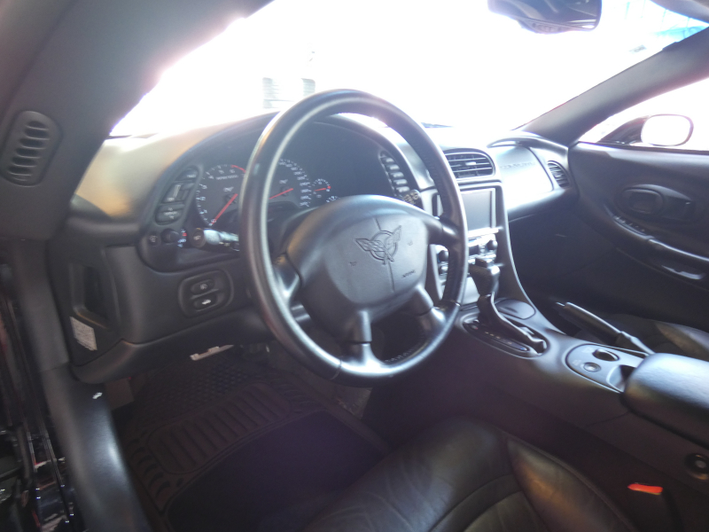 シボレー コルベット ｸｰﾍﾟT-TOP　2003yﾓﾃﾞﾙ 正規D車 走行1万km台 ｶﾞﾚｰｼﾞ保管　2年保証