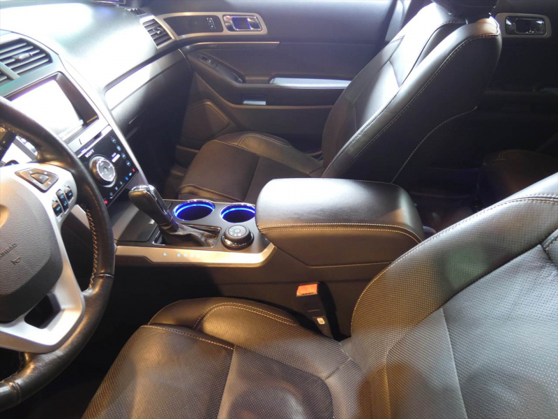 フォード エクスプローラー ｽﾎﾟｰﾂ　国内未導入 2014yﾓﾃﾞﾙ 左ﾊﾝﾄﾞﾙ 黒革 ｻﾝﾙｰﾌ ｼｰﾄﾋｰﾀｰ&ﾍﾞﾝﾁﾚｰﾀｰ 純正20ｲﾝﾁAW ﾅﾋﾞTV Bｶﾒﾗ　2年保証