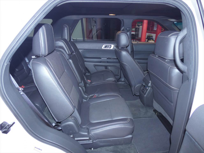 フォード エクスプローラー ｽﾎﾟｰﾂ　国内未導入 2014yﾓﾃﾞﾙ 左ﾊﾝﾄﾞﾙ 黒革 ｻﾝﾙｰﾌ ｼｰﾄﾋｰﾀｰ&ﾍﾞﾝﾁﾚｰﾀｰ 純正20ｲﾝﾁAW ﾅﾋﾞTV Bｶﾒﾗ　2年保証