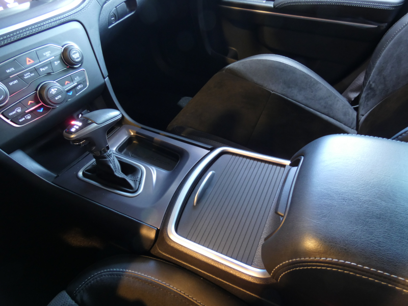 ダッジ チャージャー GT Plus　2020年ﾓﾃﾞﾙ 黒ｺﾝﾋﾞ革 ｼｰﾄﾋｰﾀｰ&ｸｰﾗｰ Aｶｰﾌﾟﾚｲ Bｶﾒﾗ ETC　2年保証