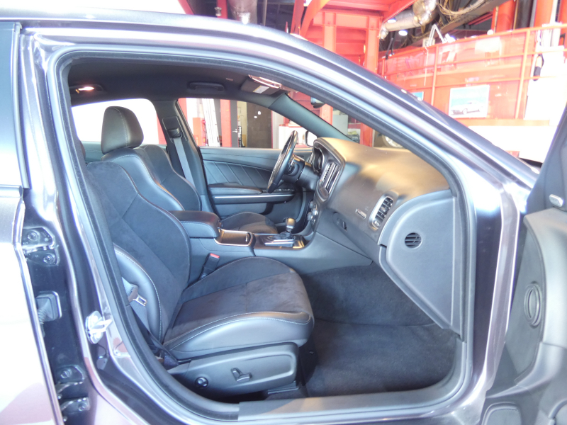 ダッジ チャージャー GT Plus　2020年ﾓﾃﾞﾙ 黒ｺﾝﾋﾞ革 ｼｰﾄﾋｰﾀｰ&ｸｰﾗｰ Aｶｰﾌﾟﾚｲ Bｶﾒﾗ ETC　2年保証