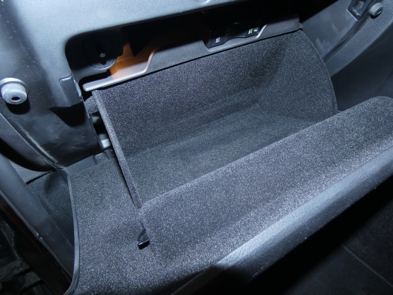 ジープ グランドチェロキー ｻﾐｯﾄ　正規D車 2019yﾓﾃﾞﾙ 黒革 ｻﾝﾙｰﾌ 純正20ｲﾝﾁAW Aｶｰﾌﾟﾚｲ Bｶﾒﾗ　2年保証