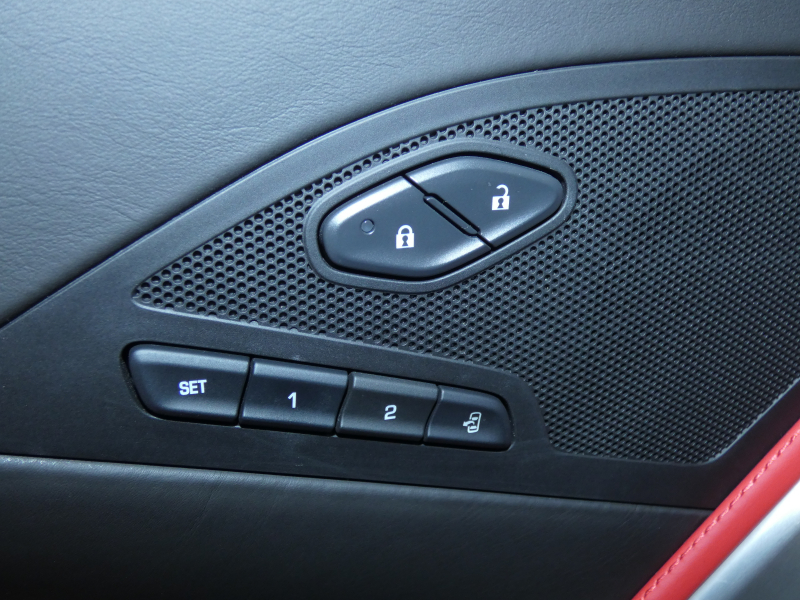 シボレー コルベット Z51  3LT  新車並行 1ｵｰﾅｰ  赤革 ｼｰﾄﾋｰﾀｰ&ｸｰﾗｰ ﾅﾋﾞTV BOSE Bｶﾒﾗ  2年保証