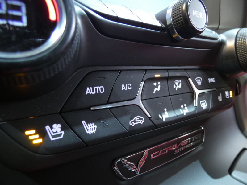 シボレー コルベット Z51  3LT  新車並行 1ｵｰﾅｰ  赤革 ｼｰﾄﾋｰﾀｰ&ｸｰﾗｰ ﾅﾋﾞTV BOSE Bｶﾒﾗ  2年保証