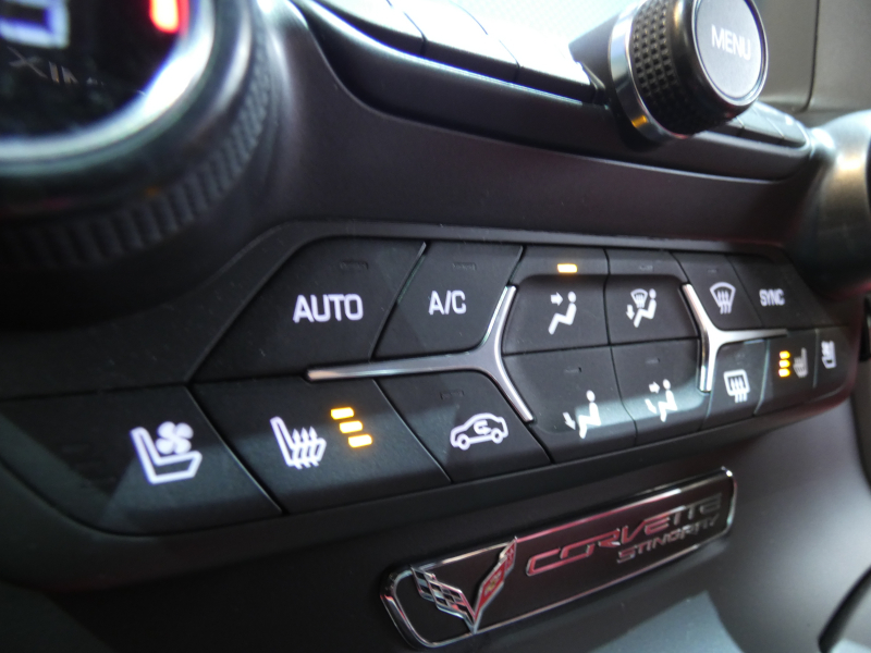 シボレー コルベット Z51  3LT  新車並行 1ｵｰﾅｰ  赤革 ｼｰﾄﾋｰﾀｰ&ｸｰﾗｰ ﾅﾋﾞTV BOSE Bｶﾒﾗ  2年保証