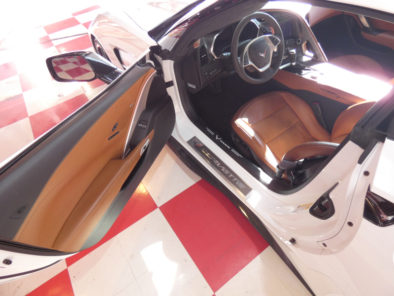 シボレー コルベット Z51　正規D車 2015年ﾓﾃﾞﾙ 茶革  ｼｰﾄﾋｰﾀｰ&ｸｰﾗｰ ﾅﾋﾞTV ｷｾﾉﾝ Bｶﾒﾗ　2年保証