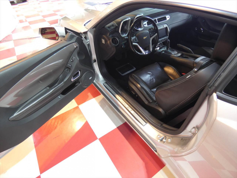 シボレー カマロ SS RS　正規D車 2014yﾓﾃﾞﾙ 黒革 ｼｰﾄﾋｰﾀｰ ｱｲﾊﾞｯﾊﾛｰｻｽ Aｶｰﾌﾟﾚｲ 純正20ｲﾝﾁAW ETC 2年保証