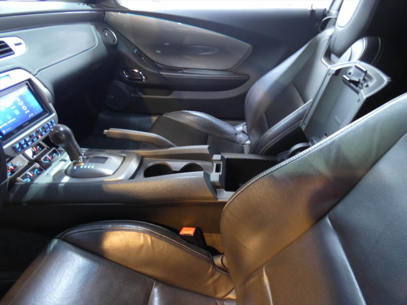 シボレー カマロ SS RS　正規D車 2014yﾓﾃﾞﾙ 黒革 ｼｰﾄﾋｰﾀｰ ｱｲﾊﾞｯﾊﾛｰｻｽ Aｶｰﾌﾟﾚｲ 純正20ｲﾝﾁAW ETC 2年保証