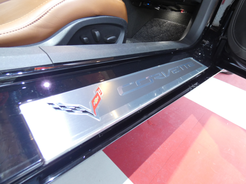 シボレー コルベット ｺﾝﾊﾞｰﾁﾌﾞﾙ Z51 3LT  2014年ﾓﾃﾞﾙ 正規ﾃﾞｨｰﾗｰ車   茶革 ｼｰﾄﾋｰﾀｰ&ｸｰﾗｰ TV BOSE Bｶﾒﾗ  2年保証
