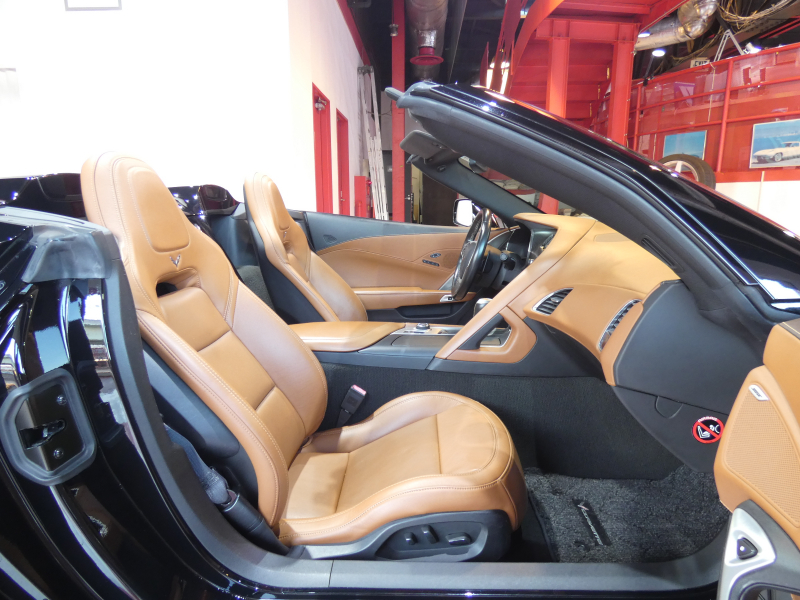 シボレー コルベット ｺﾝﾊﾞｰﾁﾌﾞﾙ Z51 3LT  2014年ﾓﾃﾞﾙ 正規ﾃﾞｨｰﾗｰ車   茶革 ｼｰﾄﾋｰﾀｰ&ｸｰﾗｰ TV BOSE Bｶﾒﾗ  2年保証