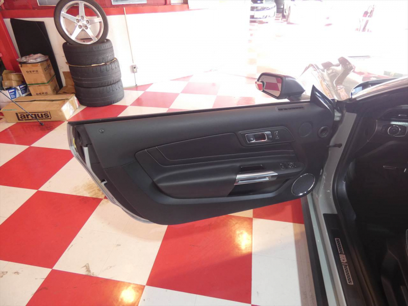 フォード マスタング MACH1　2021年ﾓﾃﾞﾙ 10AT&ﾊﾟﾄﾞﾙｼﾌﾄ ﾚｶﾛﾚｻﾞｰｼｰﾄ 19AW Brembo 5.0L HO V8 可変ﾏﾌﾗｰ AppleCarPlay　2年保証