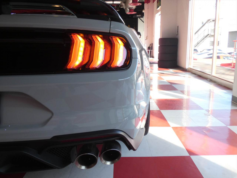 フォード マスタング MACH1　2021年ﾓﾃﾞﾙ 10AT&ﾊﾟﾄﾞﾙｼﾌﾄ ﾚｶﾛﾚｻﾞｰｼｰﾄ 19AW Brembo 5.0L HO V8 可変ﾏﾌﾗｰ AppleCarPlay　2年保証