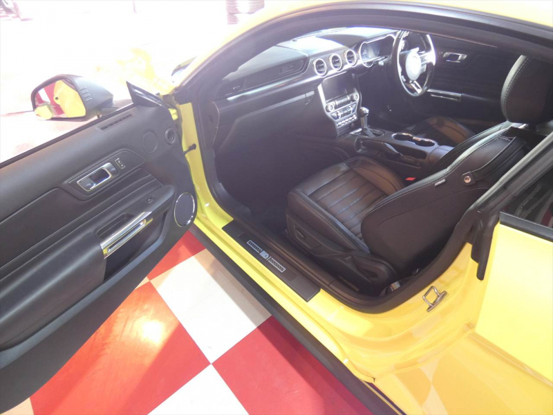 フォード マスタング MACH1プレミアム  2021年ﾓﾃﾞﾙ UK仕様 右H 10AT&ﾊﾟﾄﾞﾙｼﾌﾄ 黒革 19AW Brembo 5.0L HO V8 可変ﾏﾌﾗｰ AppleCarPlay　2年保証