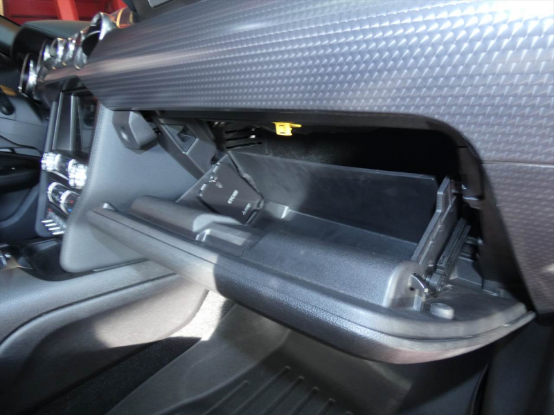 フォード マスタング ｴｺﾌﾞｰｽﾄ ﾌﾟﾚﾐｱﾑ　2019yﾓﾃﾞﾙ ﾊﾟﾌｫｰﾏﾝｽPKG  黒革ｼｰﾄﾋｰﾀｰ&ﾍﾞﾝﾁﾚｰｼｮﾝ 専用19ｲﾝﾁAW 2年保証