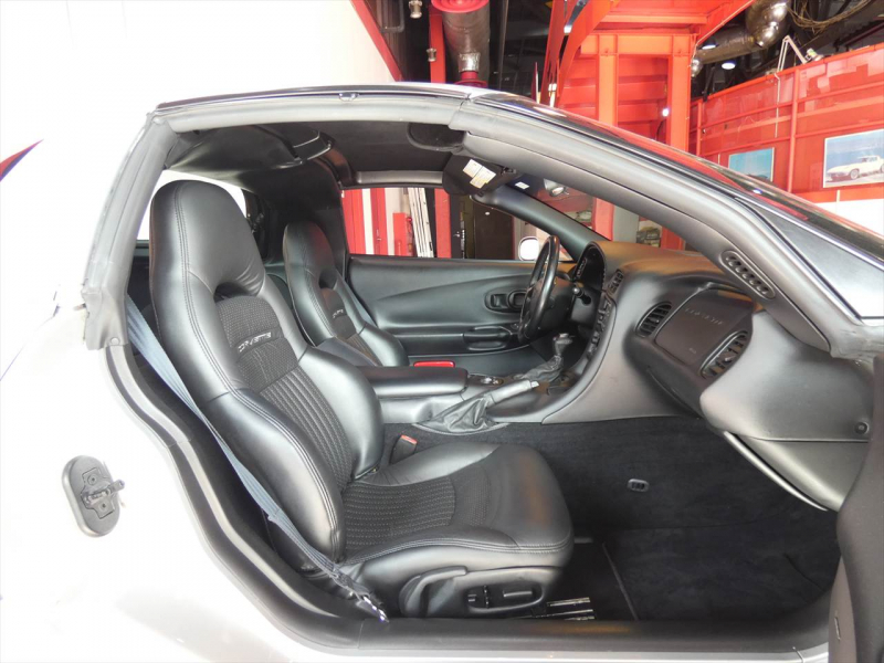 シボレー コルベット ｸｰﾍﾟT-TOP　正規D車 黒革 ﾒﾓﾘｰﾊﾟﾜｰｼｰﾄ HUD  2年保証