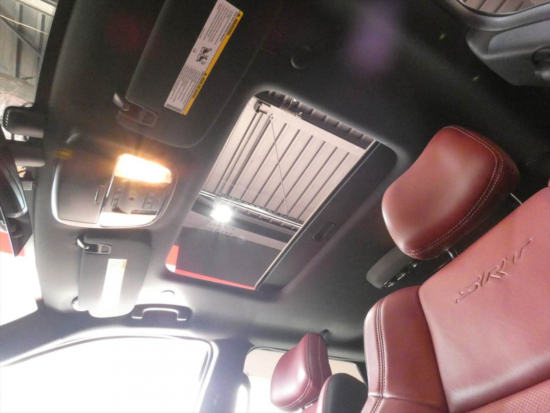 ダッジ デュランゴ SRT  新車並行 2018yﾓﾃﾞﾙ 赤革 ｼｰﾄﾋｰﾀｰ&ｸｰﾗｰ ｻﾝﾙｰﾌ ACC 純正20ｲﾝﾁAW  ETC　2年保証