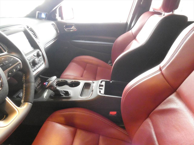 ダッジ デュランゴ SRT  新車並行 2018yﾓﾃﾞﾙ 赤革 ｼｰﾄﾋｰﾀｰ&ｸｰﾗｰ ｻﾝﾙｰﾌ ACC 純正20ｲﾝﾁAW  ETC　2年保証