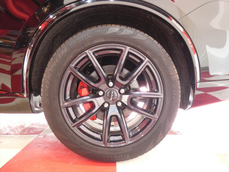 ダッジ デュランゴ SRT  新車並行 2018yﾓﾃﾞﾙ 赤革 ｼｰﾄﾋｰﾀｰ&ｸｰﾗｰ ｻﾝﾙｰﾌ ACC 純正20ｲﾝﾁAW  ETC　2年保証