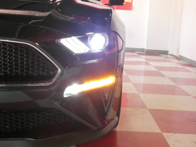 フォード マスタング BULLITT    2020年ﾓﾃﾞﾙ 6MT&ﾚﾌﾞﾏｯﾁ ﾚｶﾛﾚｻﾞｰｼｰﾄ 19AW Brembo 可変ﾏﾌﾗｰ AppleCarPlay　2年保証