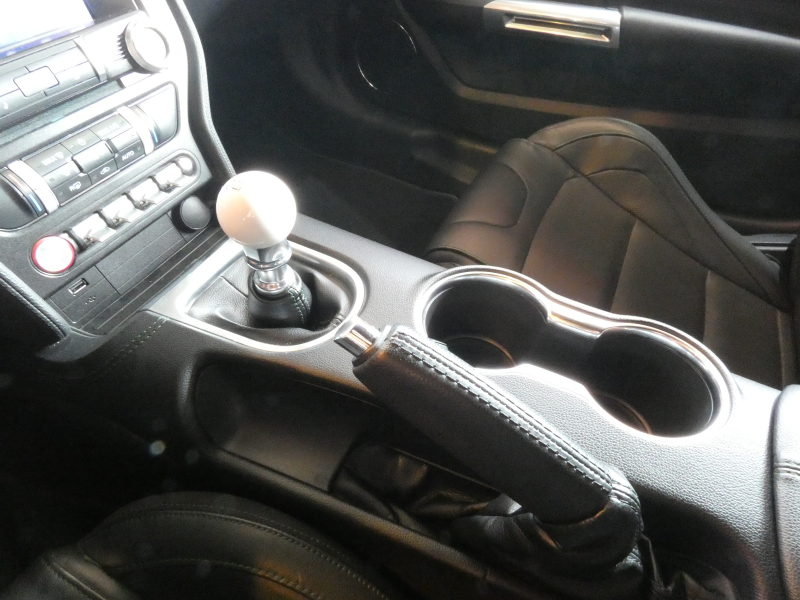 フォード マスタング BULLITT    2020年ﾓﾃﾞﾙ 6MT&ﾚﾌﾞﾏｯﾁ ﾚｶﾛﾚｻﾞｰｼｰﾄ 19AW Brembo 可変ﾏﾌﾗｰ AppleCarPlay　2年保証