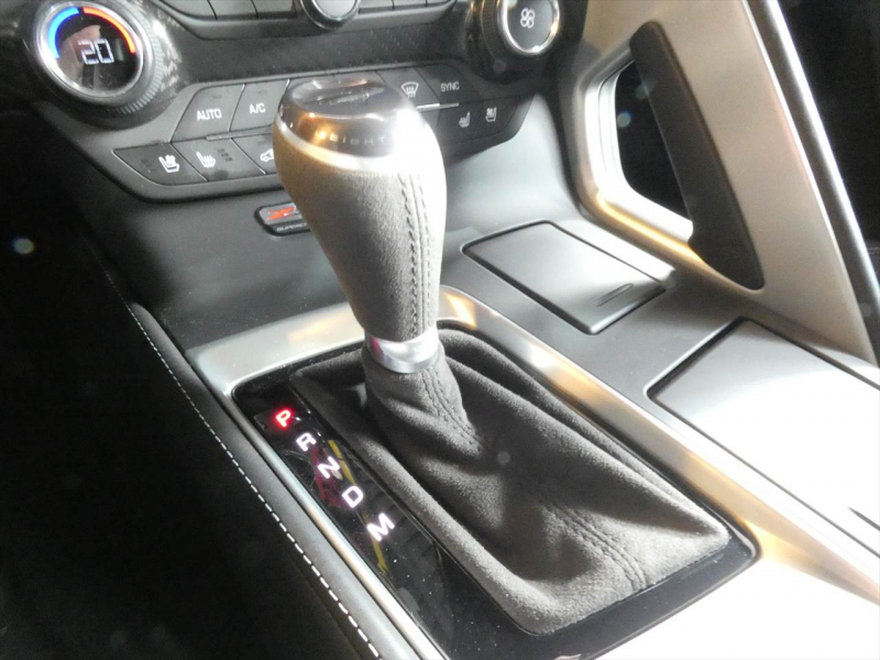 シボレー コルベット Z06　正規D車 2016yﾓﾃﾞﾙ 1ｵｰﾅｰ ｽｰﾊﾟｰﾁｬｰｼﾞｬｰ搭載 ｶｰﾎﾞﾝﾙｰﾌ ｼｰﾄﾋｰﾀｰ&ｸｰﾗｰ ﾅﾋﾞTV F&Bｶﾒﾗ　2年保証