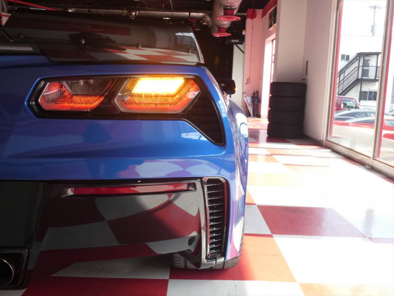 シボレー コルベット Z06　正規D車 2016yﾓﾃﾞﾙ 1ｵｰﾅｰ ｽｰﾊﾟｰﾁｬｰｼﾞｬｰ搭載 ｶｰﾎﾞﾝﾙｰﾌ ｼｰﾄﾋｰﾀｰ&ｸｰﾗｰ ﾅﾋﾞTV F&Bｶﾒﾗ　2年保証