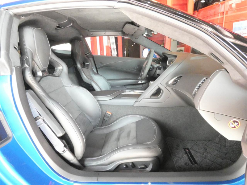 シボレー コルベット Z06　正規D車 2016yﾓﾃﾞﾙ 1ｵｰﾅｰ ｽｰﾊﾟｰﾁｬｰｼﾞｬｰ搭載 ｶｰﾎﾞﾝﾙｰﾌ ｼｰﾄﾋｰﾀｰ&ｸｰﾗｰ ﾅﾋﾞTV F&Bｶﾒﾗ　2年保証